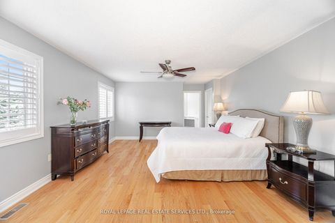 Photo 20 at 215 Burloak Drive, BR Bronte, Oakville