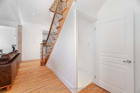 Photo 26 at 215 Burloak Drive, BR Bronte, Oakville