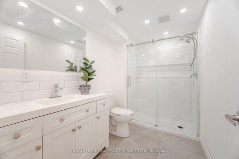 Photo 30 at 215 Burloak Drive, BR Bronte, Oakville