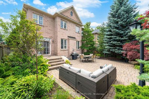 Photo 31 at 215 Burloak Drive, BR Bronte, Oakville