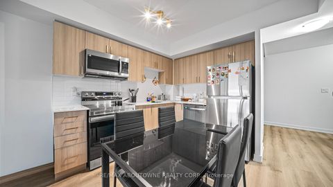 Photo 10 at 412 - 556 Marlee Avenue, Glen Park, Toronto