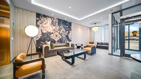 Photo 15 at 412 - 556 Marlee Avenue, Glen Park, Toronto