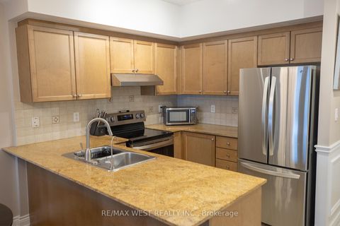 Photo 7 at 208 - 9901 Keele Street, Maple, Vaughan