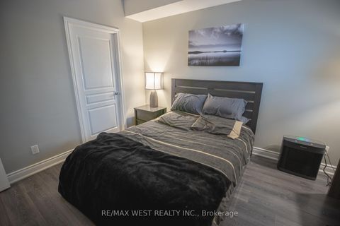 Photo 14 at 208 - 9901 Keele Street, Maple, Vaughan