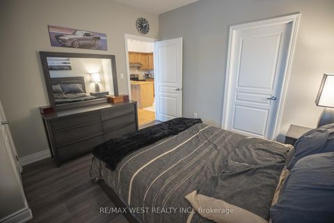 Photo 16 at 208 - 9901 Keele Street, Maple, Vaughan