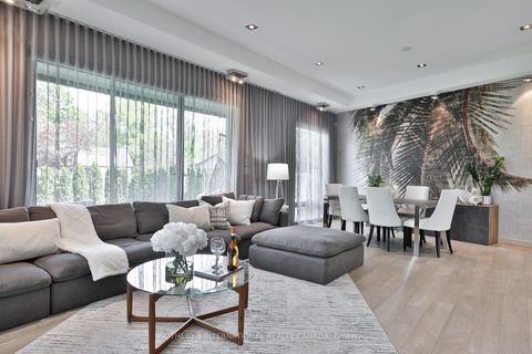 Photo 8 at 31 Overton Crescent, Don Mills, Toronto