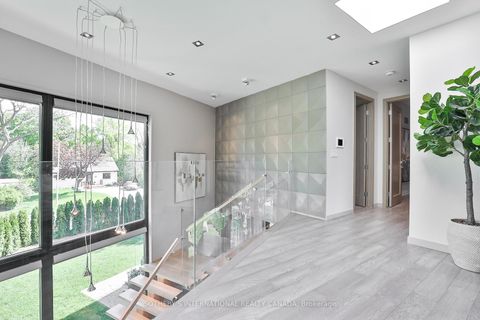 Photo 15 at 31 Overton Crescent, Don Mills, Toronto