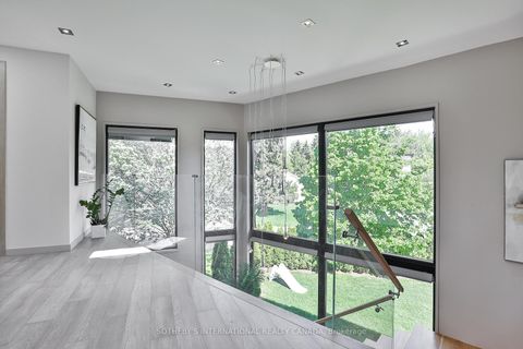 Photo 16 at 31 Overton Crescent, Don Mills, Toronto