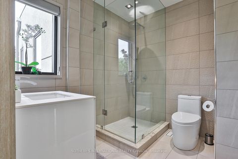 Photo 23 at 31 Overton Crescent, Don Mills, Toronto
