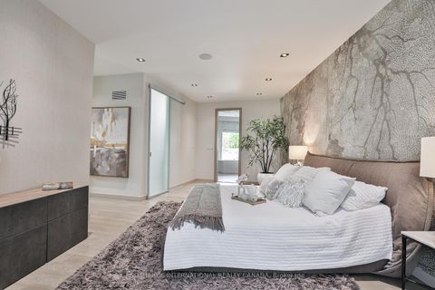 Photo 25 at 31 Overton Crescent, Don Mills, Toronto