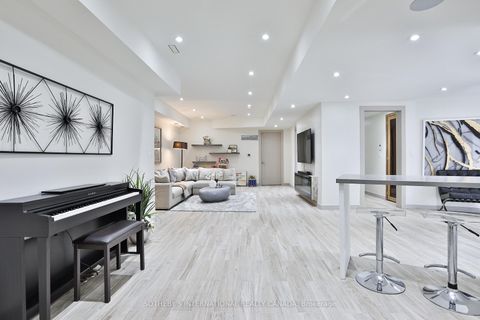 Photo 33 at 31 Overton Crescent, Don Mills, Toronto