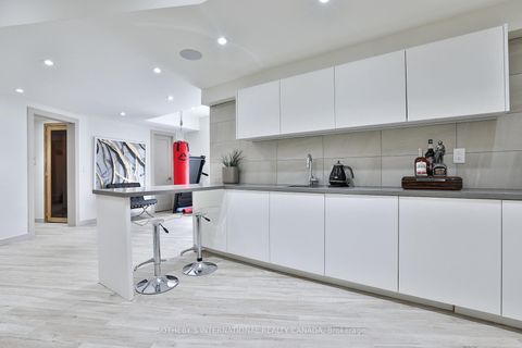 Photo 35 at 31 Overton Crescent, Don Mills, Toronto