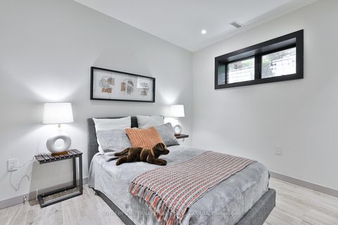 Photo 41 at 31 Overton Crescent, Don Mills, Toronto