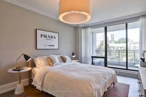 Photo 22 at 301 - 235 St Clair Avenue W, Casa Loma, Toronto