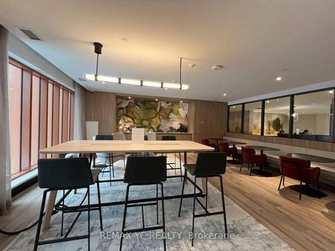 Photo 12 at 324 - 8 Beverley Glen Boulevard, Beverley Glen, Vaughan