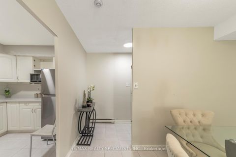 Photo 5 at 137 - 366 The East Mall, City Centre West, Toronto