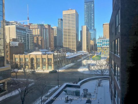 Photo 14 at 511 - 633 Bay Street, Bay Street Corridor, Toronto