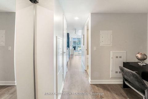 Photo 4 at 1308 - 18 Maitland Terrace, Yonge Corridor, Toronto