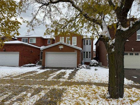 Photo 2 at 70 Rubic Crescent, Malvern West, Toronto