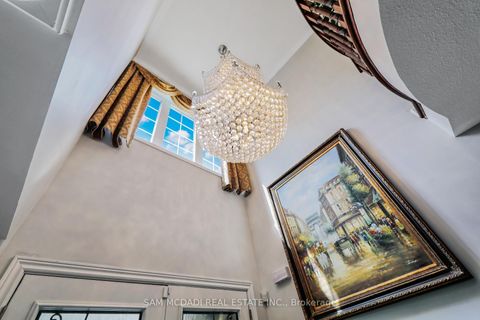 Photo 3 at 3306 Fox Run Circle, BR Bronte, Oakville