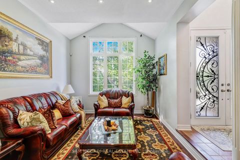 Photo 5 at 3306 Fox Run Circle, BR Bronte, Oakville