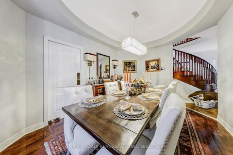 Photo 9 at 3306 Fox Run Circle, BR Bronte, Oakville