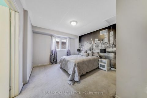 Photo 22 at 3306 Fox Run Circle, BR Bronte, Oakville