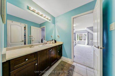 Photo 23 at 3306 Fox Run Circle, BR Bronte, Oakville