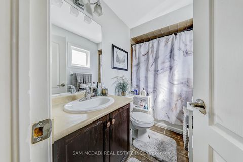 Photo 30 at 3306 Fox Run Circle, BR Bronte, Oakville