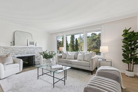 Photo 3 at 421 East Avenue E, Rouge E10, Toronto