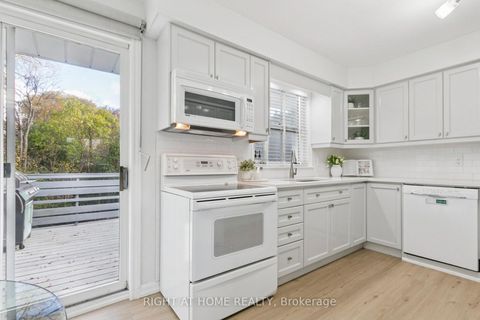 Photo 5 at 421 East Avenue E, Rouge E10, Toronto