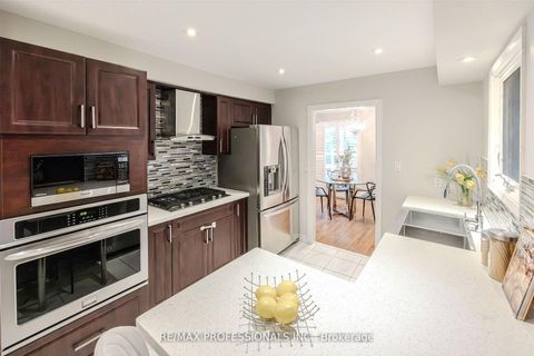 Photo 8 at 81 Millsborough Crescent, West Deane, Toronto