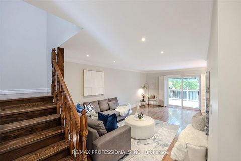 Photo 12 at 81 Millsborough Crescent, West Deane, Toronto