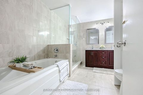 Photo 20 at 81 Millsborough Crescent, West Deane, Toronto