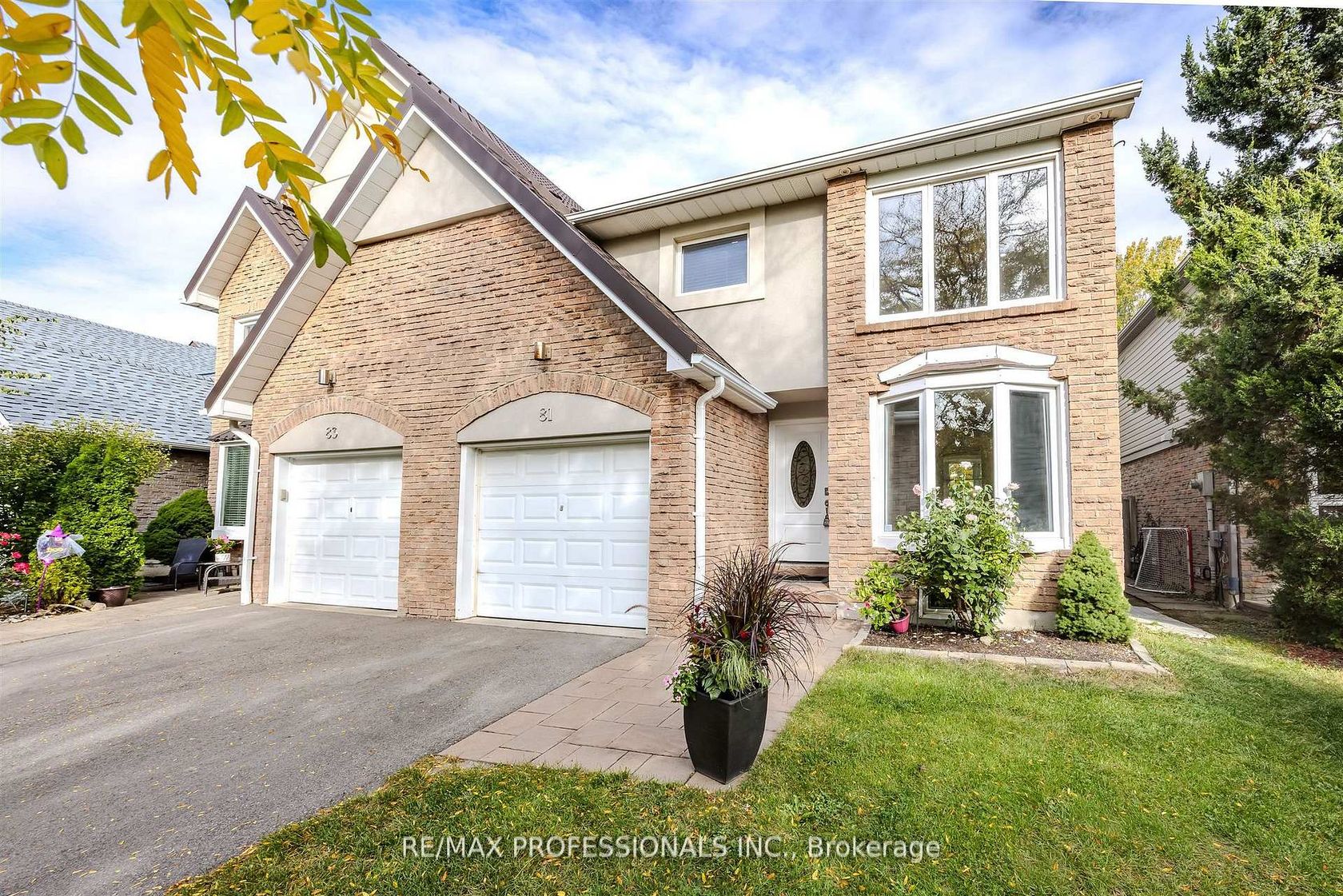 81 Millsborough Crescent, West Deane, Toronto 