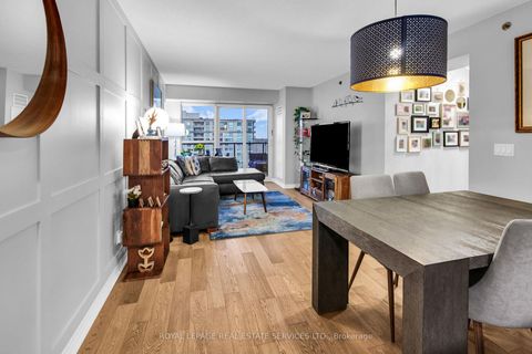 Photo 9 at 1219 - 35 Saranac Boulevard SW, Lawrence, Toronto