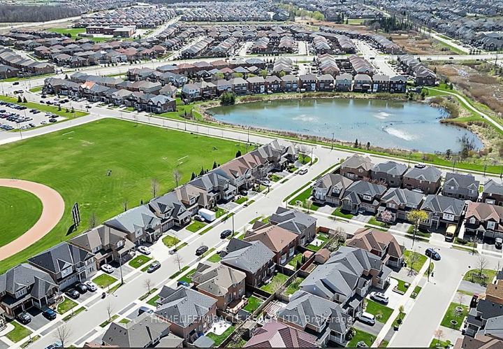 Photo 3 at 13 Bonavista Drive, Credit Valley, Brampton