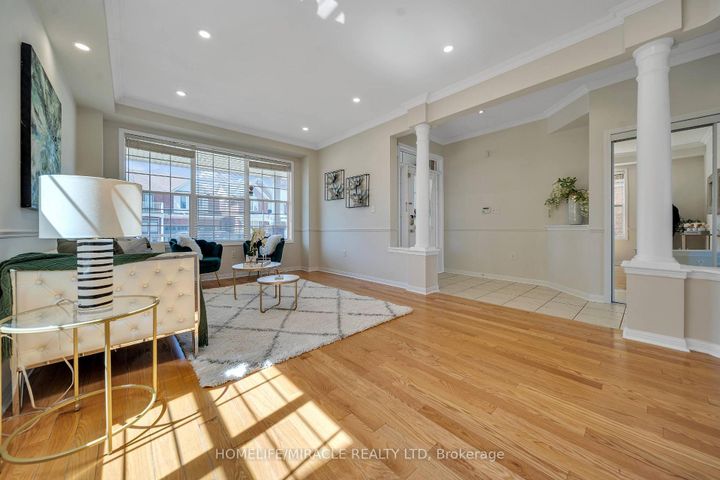 Photo 11 at 13 Bonavista Drive, Credit Valley, Brampton