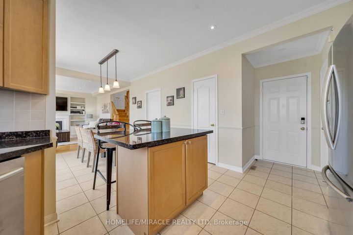 Photo 20 at 13 Bonavista Drive, Credit Valley, Brampton