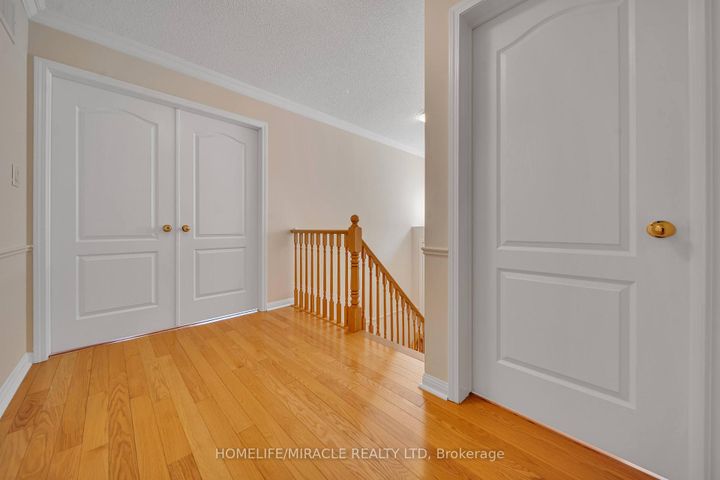 Photo 22 at 13 Bonavista Drive, Credit Valley, Brampton