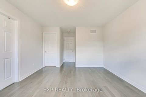 Photo 24 at 142 Toucan Trail, GO Glenorchy, Oakville