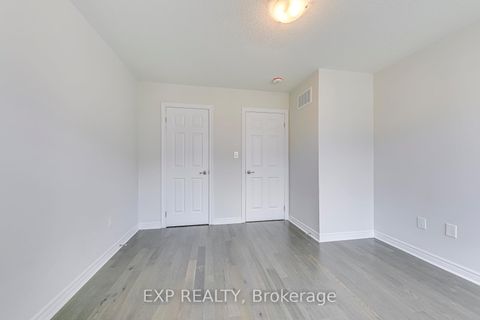 Photo 35 at 142 Toucan Trail, GO Glenorchy, Oakville