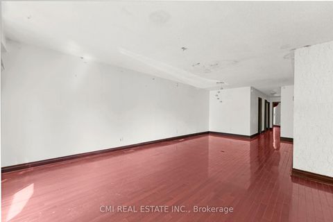 Photo 8 at 50 Apache Trail, Pleasant View, Toronto