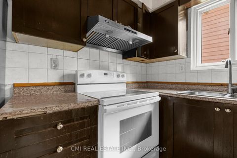 Photo 17 at 50 Apache Trail, Pleasant View, Toronto