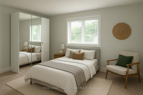 Photo 20 at 17 Kersdale Avenue, Eglinton West, Toronto