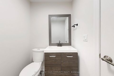 Photo 18 at 3 Rustwood Road, Patterson, Vaughan