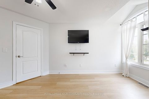 Photo 33 at 3 Rustwood Road, Patterson, Vaughan