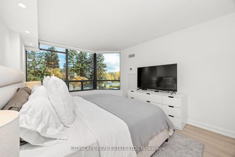 Photo 16 at 209 - 7460 Bathurst Street, Brownridge, Vaughan