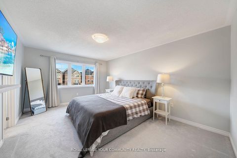 Photo 21 at 14 Faust Ridge, Kleinburg, Vaughan