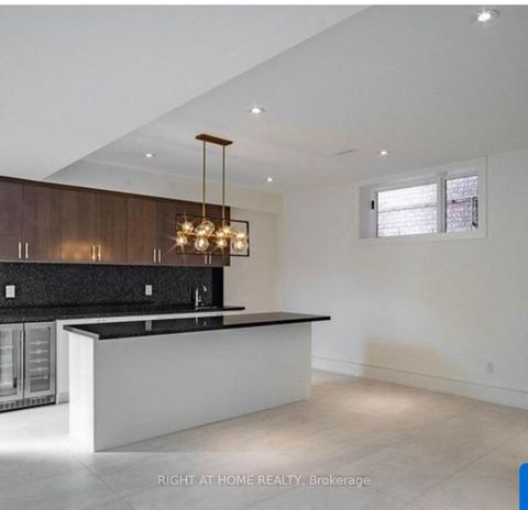 Photo 20 at 33 Cartwright Avenue W, Glen Park, Toronto